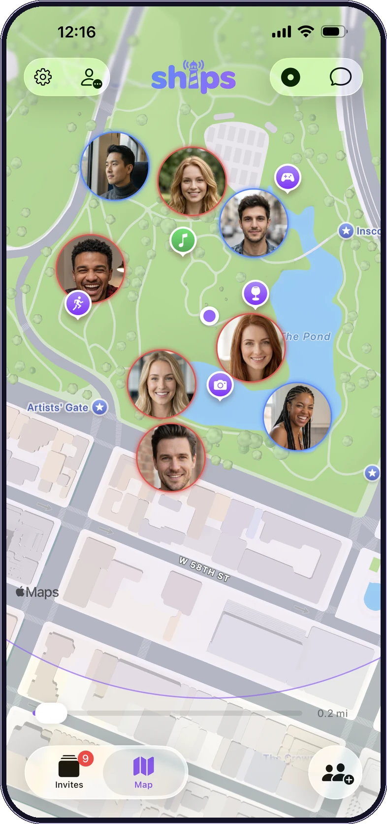 The Ships map showing nearby people, each ringed as a friend or a friend of a friend.